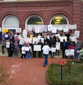 Group holds rally in Fredericksburg to show support for Obamacare